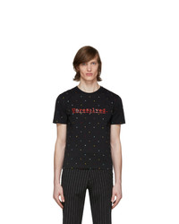schwarzes gepunktetes T-Shirt mit einem Rundhalsausschnitt