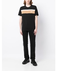 schwarzes horizontal gestreiftes T-Shirt mit einem Rundhalsausschnitt von BOSS