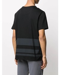schwarzes horizontal gestreiftes T-Shirt mit einem Rundhalsausschnitt von Joseph