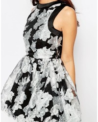 schwarzes Kleid mit Blumenmuster von Max C