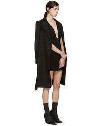 schwarzes Kleid von Anthony Vaccarello