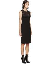 schwarzes Kleid von Alexander McQueen