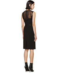 schwarzes Kleid von Alexander McQueen