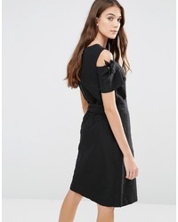 schwarzes Kleid von YMC