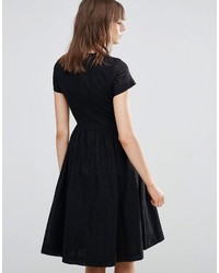 schwarzes Kleid von YMC