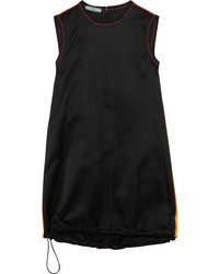schwarzes Kleid von Prada