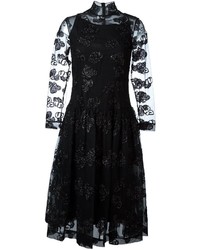 schwarzes Kleid von Simone Rocha