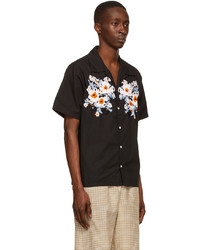schwarzes Kurzarmhemd mit Blumenmuster von NOMA t.d.