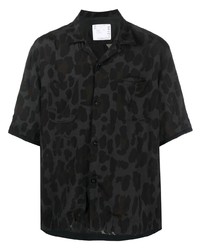 schwarzes Kurzarmhemd mit Leopardenmuster von Sacai