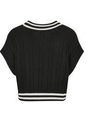 schwarzes kurzes Oberteil von Urban Classics