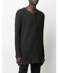 schwarzes Langarmshirt mit einer Knopfleiste von Yohji Yamamoto