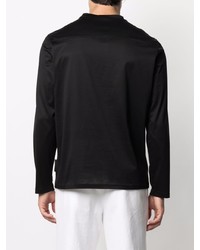 schwarzes Langarmshirt mit einer Knopfleiste von Low Brand