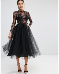 schwarzes Midikleid aus Spitze von Asos