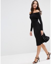 schwarzes schulterfreies Kleid von Asos