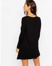 schwarzes schwingendes Kleid von Asos