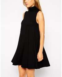 schwarzes schwingendes Kleid von Asos