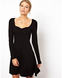 schwarzes Skaterkleid von Asos