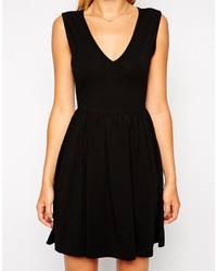 schwarzes Skaterkleid von Asos