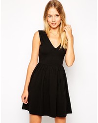 schwarzes Skaterkleid von Asos