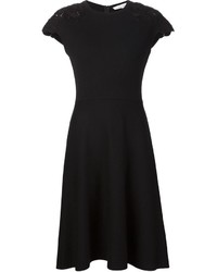 schwarzes Spitze schwingendes Kleid von Carolina Herrera