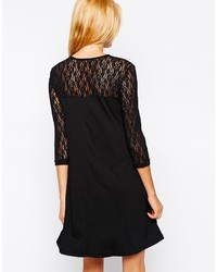 schwarzes Spitze schwingendes Kleid von Vero Moda