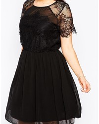 schwarzes Spitze Skaterkleid von Asos