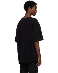 schwarzes Strick T-Shirt mit einem Rundhalsausschnitt von Won Hundred