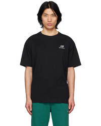 schwarzes Strick T-Shirt mit einem Rundhalsausschnitt von New Balance
