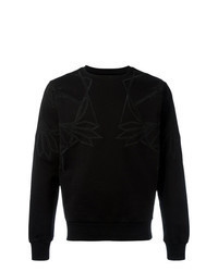 schwarzes Sweatshirt mit geometrischem Muster