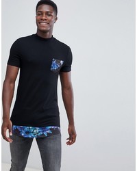 schwarzes T-Shirt mit einem Rundhalsausschnitt mit Blumenmuster von ASOS DESIGN