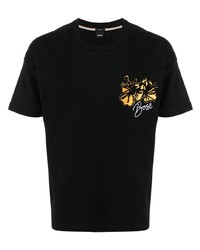 schwarzes T-Shirt mit einem Rundhalsausschnitt mit Blumenmuster von BOSS