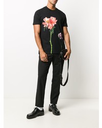 schwarzes T-Shirt mit einem Rundhalsausschnitt mit Blumenmuster von Valentino