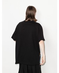 schwarzes T-Shirt mit einem Rundhalsausschnitt mit Blumenmuster von Yohji Yamamoto