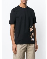 schwarzes T-Shirt mit einem Rundhalsausschnitt mit Blumenmuster von Loewe