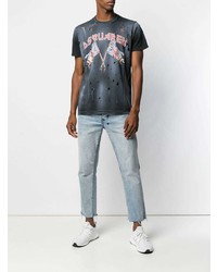 schwarzes T-Shirt mit einem Rundhalsausschnitt mit Destroyed-Effekten von DSQUARED2