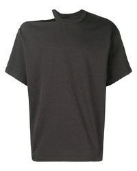 schwarzes T-Shirt mit einem Rundhalsausschnitt mit Destroyed-Effekten von Zilver