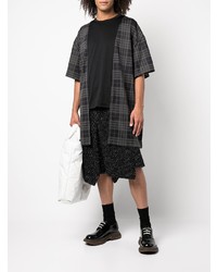 schwarzes T-Shirt mit einem Rundhalsausschnitt mit Flicken von Comme Des Garcons Homme Plus