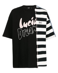 schwarzes T-Shirt mit einem Rundhalsausschnitt mit Flicken von FIVE CM