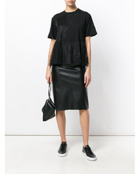 schwarzes T-Shirt mit einem Rundhalsausschnitt mit Flicken von McQ Alexander McQueen