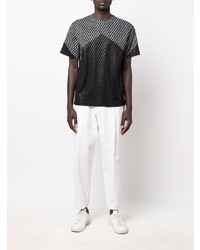 schwarzes T-Shirt mit einem Rundhalsausschnitt mit geometrischem Muster von Emporio Armani