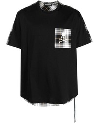 schwarzes T-Shirt mit einem Rundhalsausschnitt mit Karomuster von Mastermind World