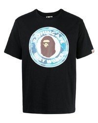 schwarzes T-Shirt mit einem Rundhalsausschnitt von A Bathing Ape