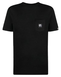 schwarzes T-Shirt mit einem Rundhalsausschnitt von A Bathing Ape