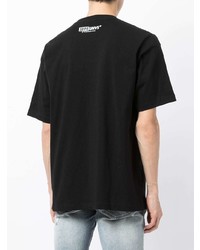 schwarzes T-Shirt mit einem Rundhalsausschnitt von AAPE BY A BATHING APE