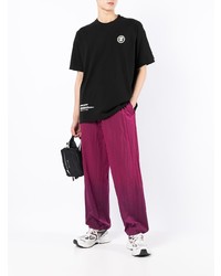 schwarzes T-Shirt mit einem Rundhalsausschnitt von AAPE BY A BATHING APE