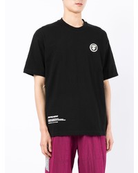 schwarzes T-Shirt mit einem Rundhalsausschnitt von AAPE BY A BATHING APE