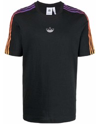 schwarzes T-Shirt mit einem Rundhalsausschnitt von adidas