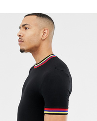 schwarzes T-Shirt mit einem Rundhalsausschnitt von ASOS DESIGN