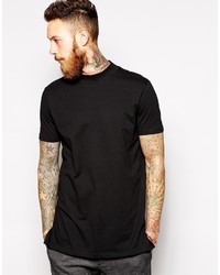 schwarzes T-Shirt mit einem Rundhalsausschnitt von Asos