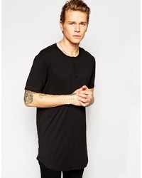 schwarzes T-Shirt mit einem Rundhalsausschnitt von Asos